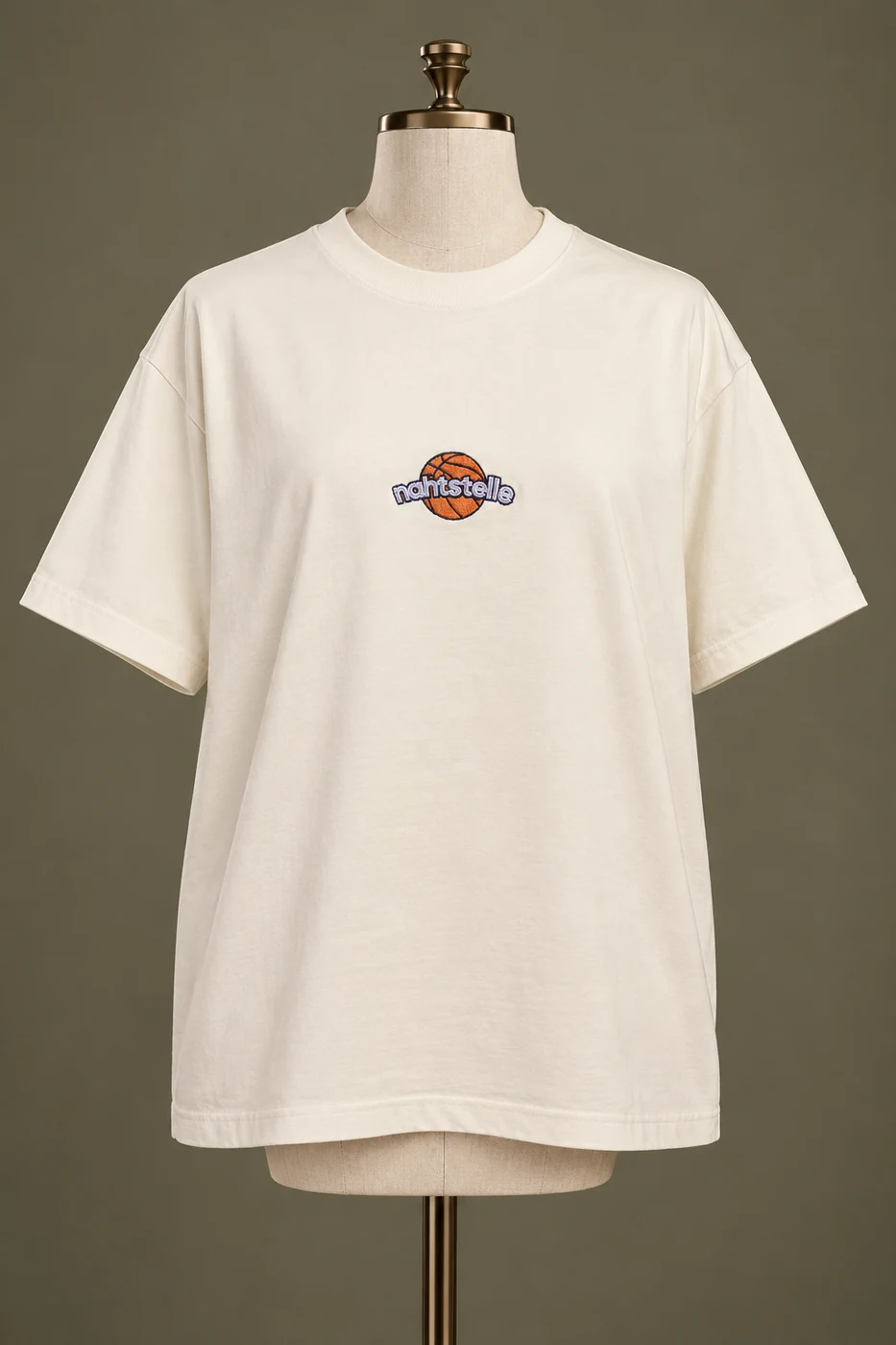 Camiseta oversize con logotipo de baloncesto, vista frontal