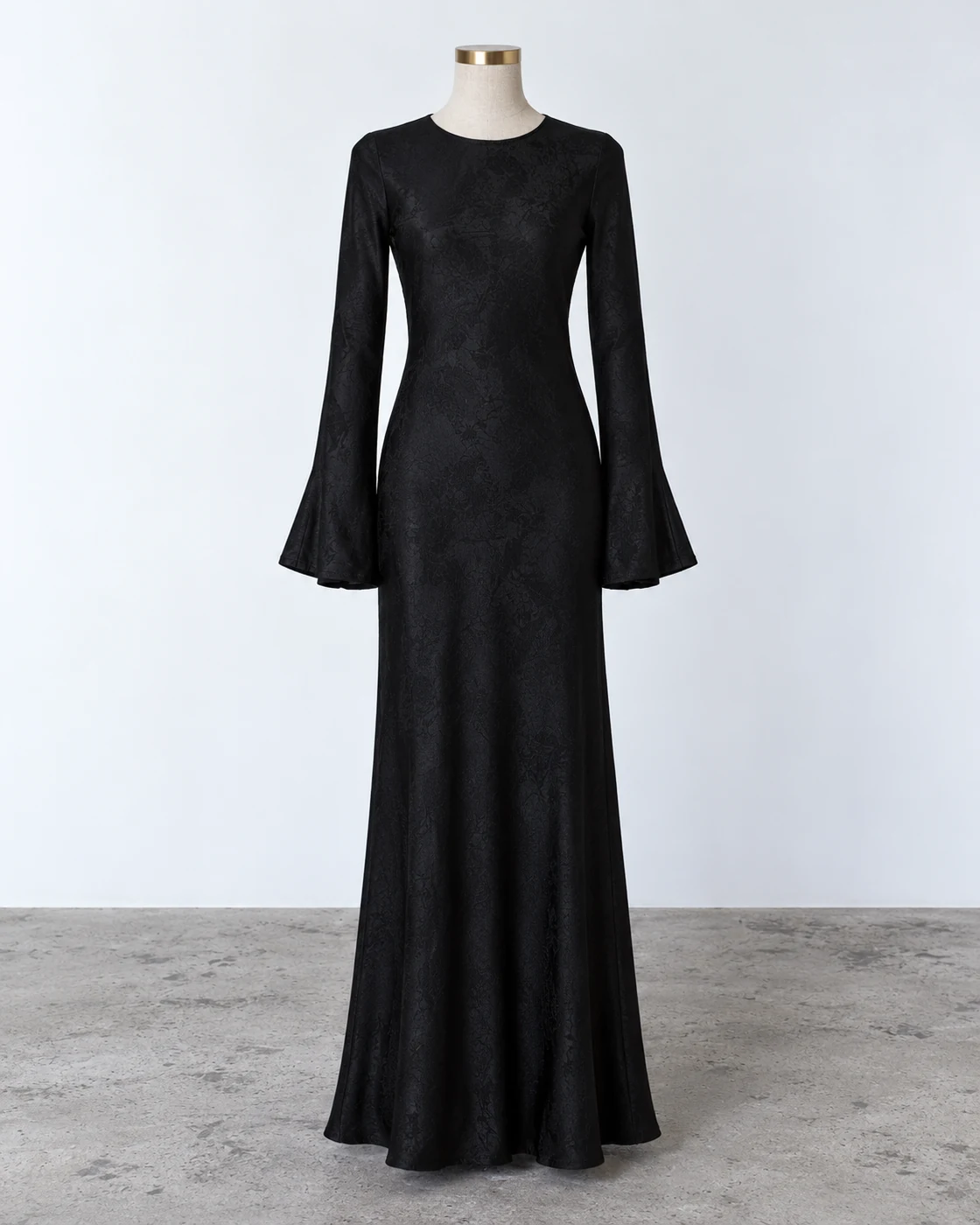 Vestido negro, vista frontal